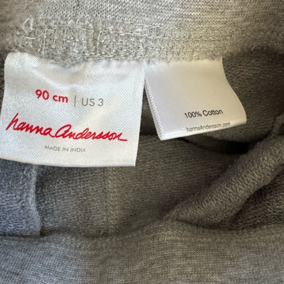 Like new Hanna Andersson soft cotton sweat pants with stripe side detail.Size 3Y - Picture 3 of 4